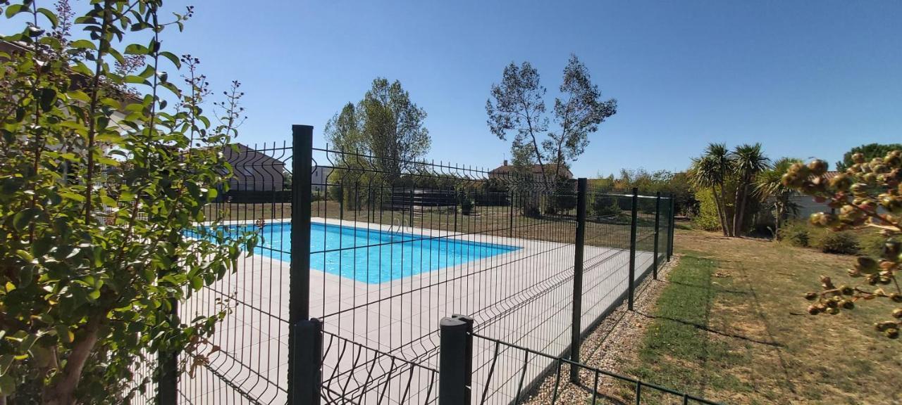 La Campagne Romantique - Avec Entree Autonome, Clim Neuve, Parking Prive & Sa Piscine ! - Saint-Sulpice  外观 照片